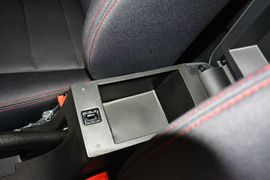 2014款吉利金刚1.5L手动尊贵型