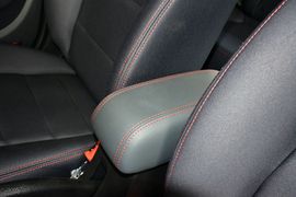 2014款吉利金刚1.5L手动尊贵型