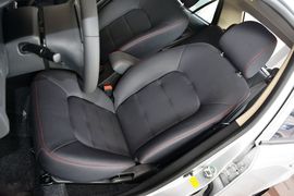 2014款吉利金刚1.5L手动尊贵型