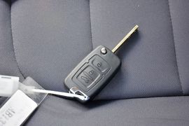 2014款吉利金刚1.5L手动尊贵型