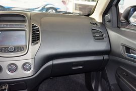 2014款吉利金刚1.5L手动尊贵型