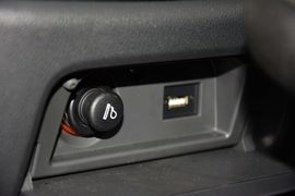 2014款吉利金刚1.5L手动尊贵型