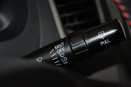 2014款吉利金刚1.5L手动尊贵型