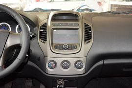 2014款吉利金刚1.5L手动尊贵型