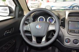 2014款吉利金刚1.5L手动尊贵型