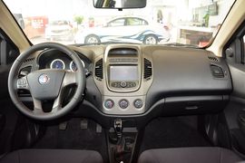 2014款吉利金刚1.5L手动尊贵型