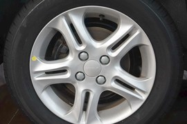 2014款吉利金刚1.5L手动尊贵型