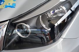 2014款吉利金刚1.5L手动尊贵型