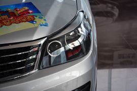 2014款吉利金刚1.5L手动尊贵型