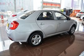 2014款吉利金刚1.5L手动尊贵型