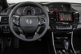2016款本田雅阁Coupe