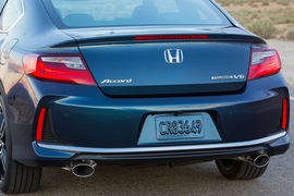 2016款本田雅阁Coupe