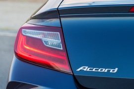2016款本田雅阁Coupe