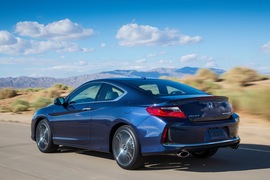 2016款本田雅阁Coupe