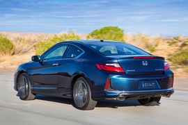 2016款本田雅阁Coupe