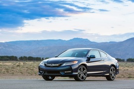 2016款本田雅阁Coupe