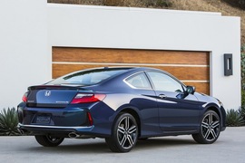 2016款本田雅阁Coupe