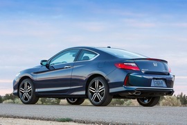 2016款本田雅阁Coupe