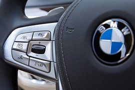 2016款宝马750Li