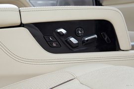 2016款宝马750Li