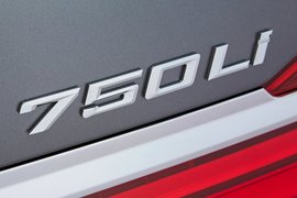 2016款宝马750Li