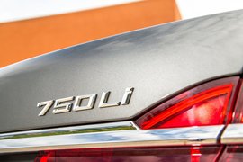 2016款宝马750Li
