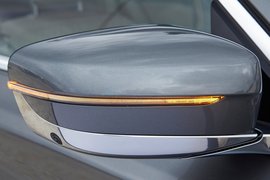2016款宝马750Li