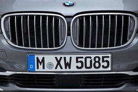 2016款宝马750Li