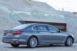 2016款宝马750Li