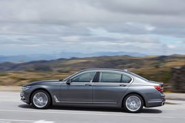 2016款宝马750Li