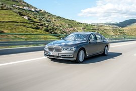 2016款宝马750Li