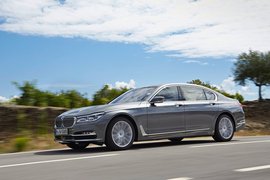 2016款宝马750Li