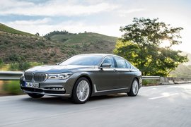 2016款宝马750Li