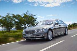 2016款宝马750Li