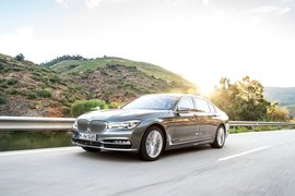 2016款宝马750Li