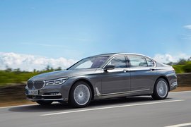 2016款宝马750Li