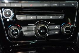 2015款捷豹XJL