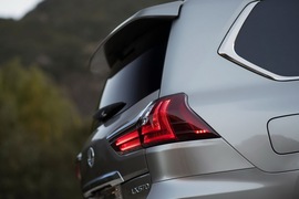 2016款雷克萨斯LX