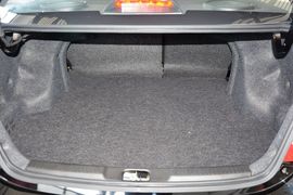 2014款吉利金刚1.5L手动进取型