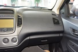 2014款吉利金刚1.5L手动进取型