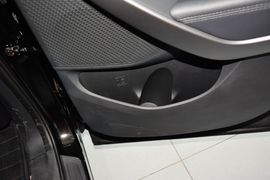 2015款现代全新胜达2.0T自动两驱智能型