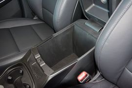 2015款现代全新胜达2.0T自动两驱智能型