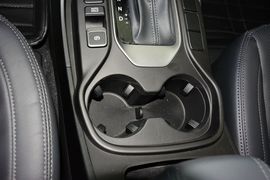 2015款现代全新胜达2.0T自动两驱智能型