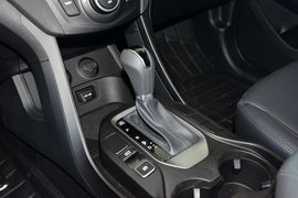 2015款现代全新胜达2.0T自动两驱智能型