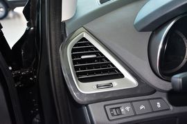 2015款现代全新胜达2.0T自动两驱智能型