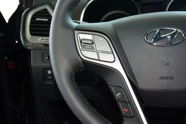 2015款现代全新胜达2.0T自动两驱智能型