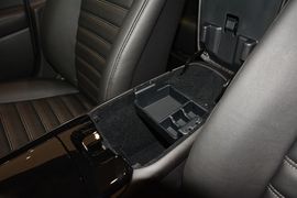 2013款福特蒙迪欧2.0L