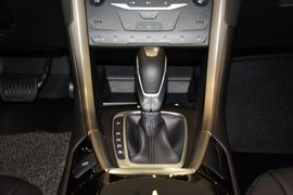 2013款福特蒙迪欧2.0L