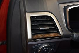 2013款福特蒙迪欧2.0L