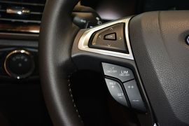 2013款福特蒙迪欧2.0L